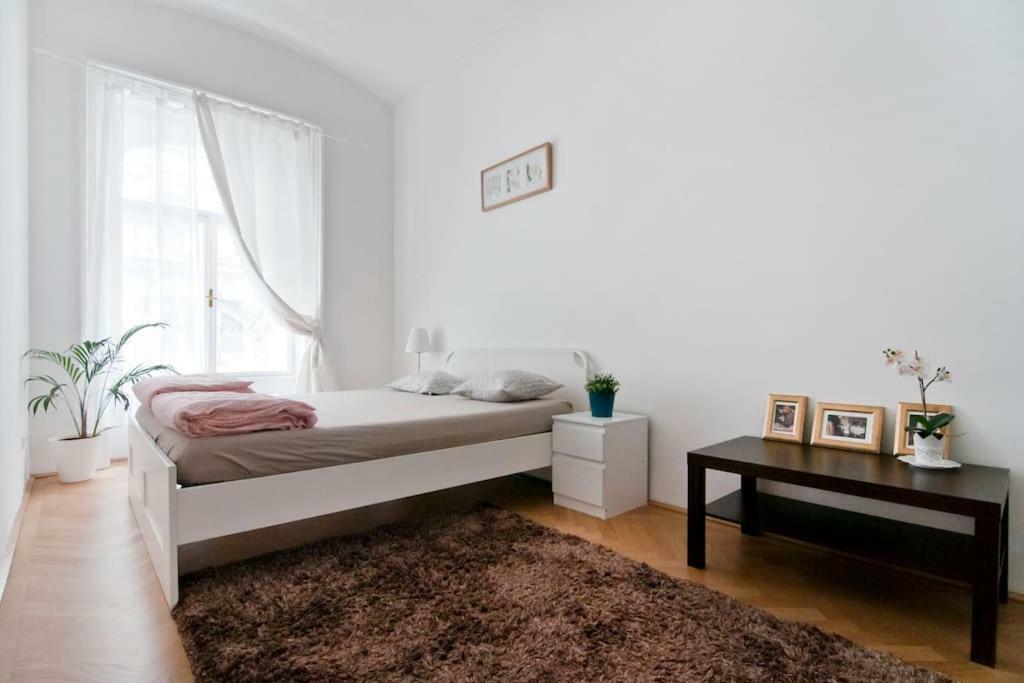 Marvelous Midtown Apartment Vienna Luaran gambar